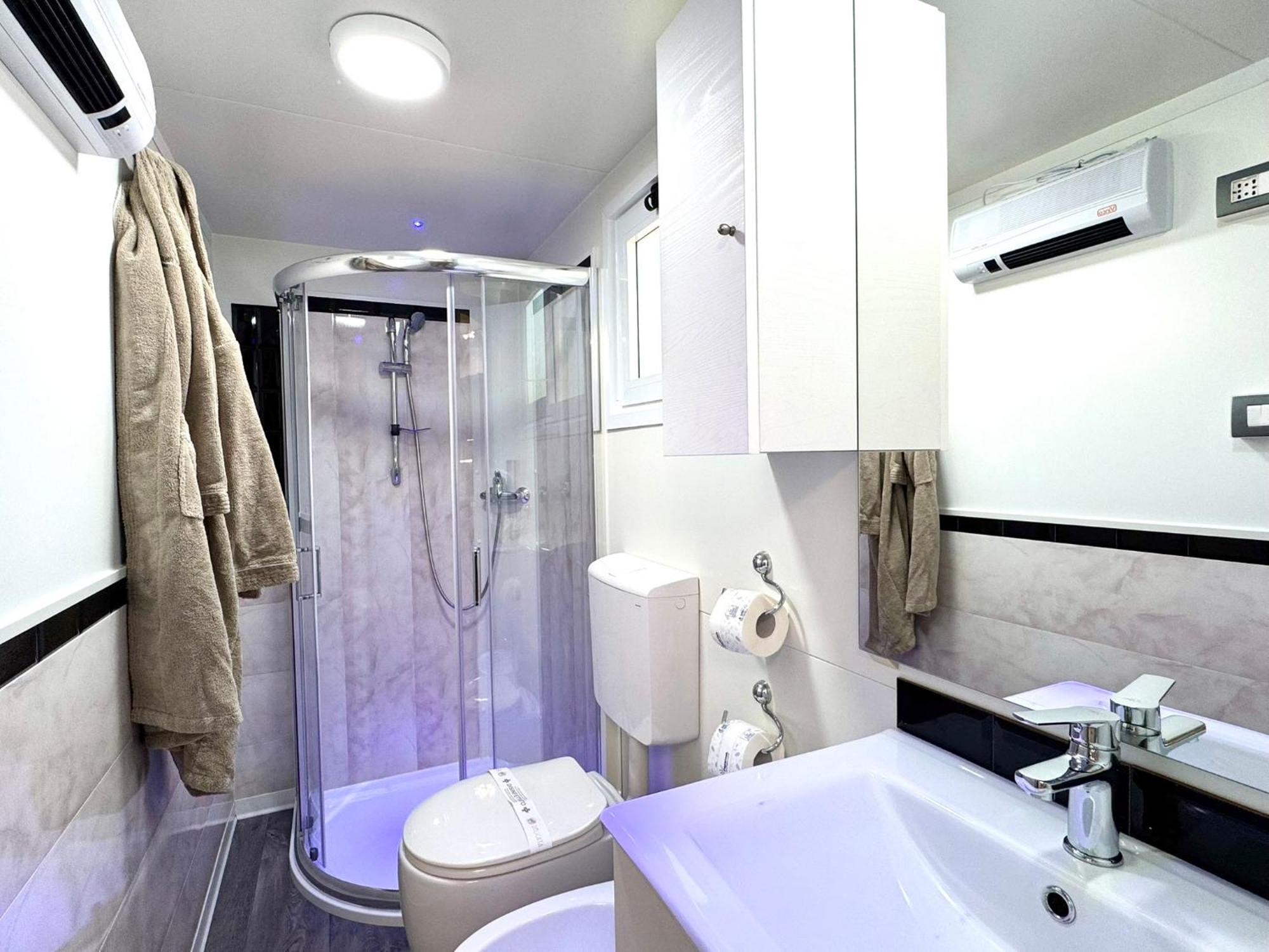 Luxury Caravan At Union Lido Cavallino-Treporti Ngoại thất bức ảnh